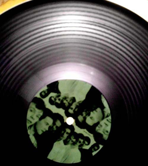 UB40 – Little Baggariddim
