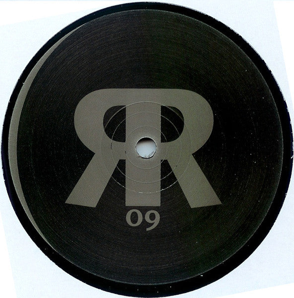 From Karaoke To Stardome – Mon Dieu Moi Aussi